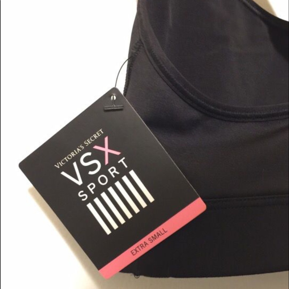 Victoria’s Secret crossback sports bra